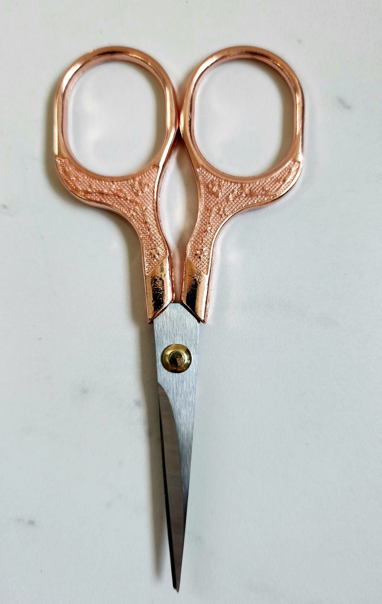 Vintage look prop snips