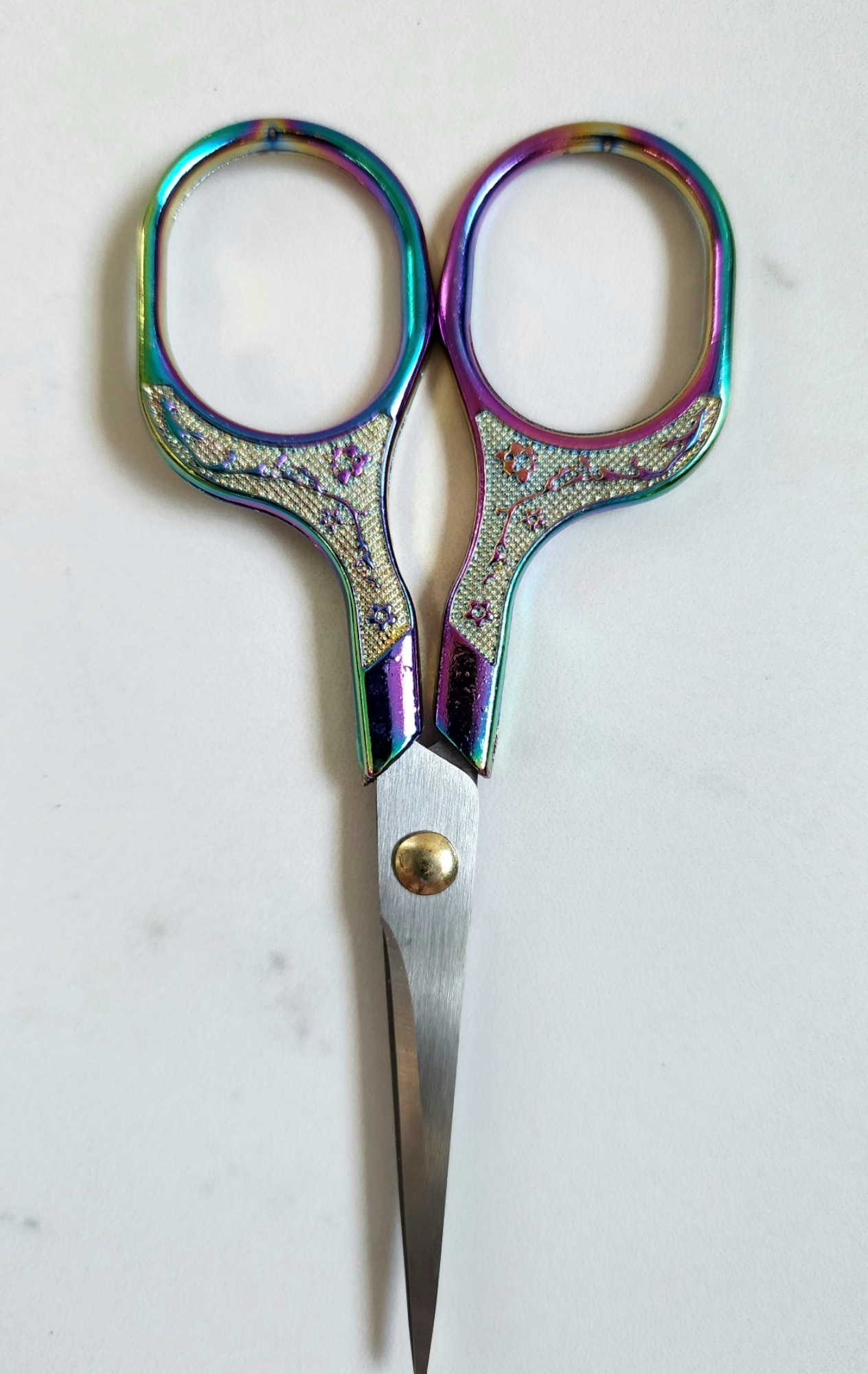 Vintage look prop snips